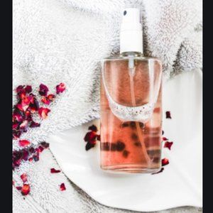 Green tea rose toner